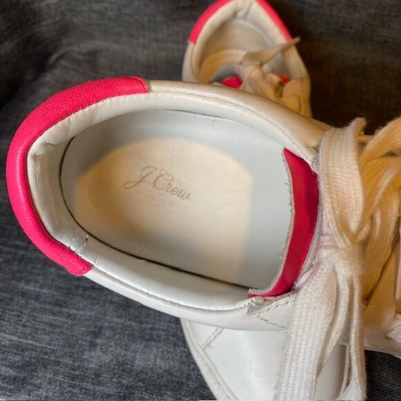 J CREW Saturday Sneakers in White Leather with Fuchsia Detail Size 9 AM135 - Picture 7 of 8